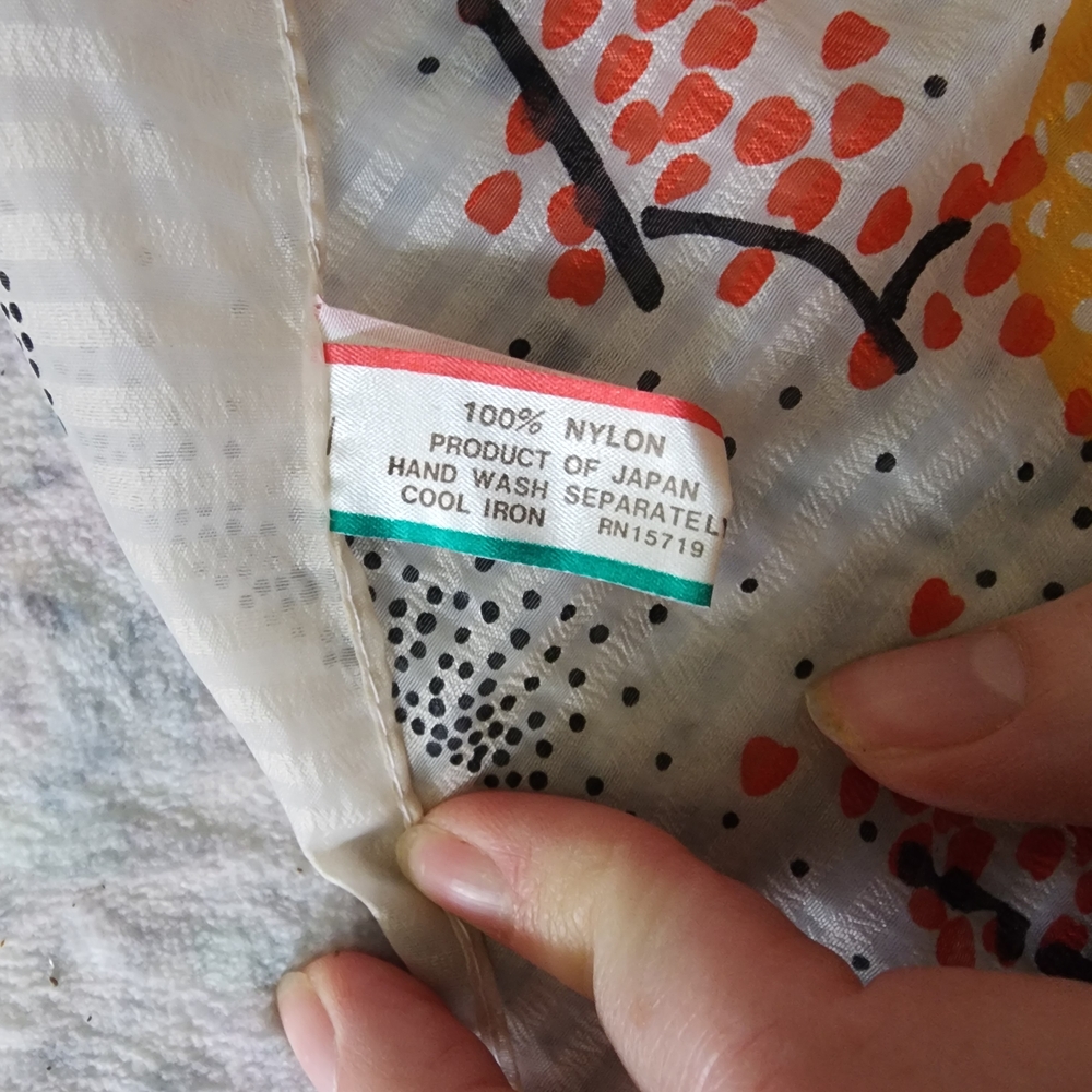 Abstract Patterned Scarf - Picture 3 of 3